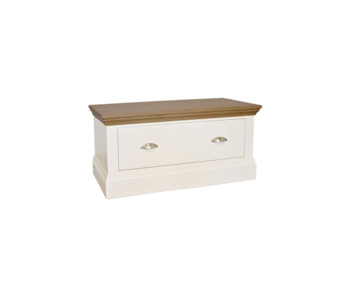 Downton Bedroom Blanket Chest