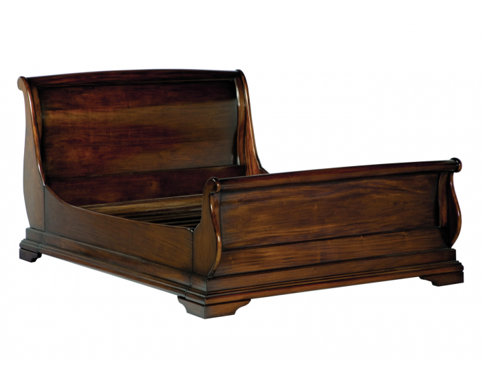 Bridgette Bedstead with High Footboard