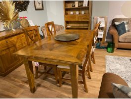 Clearance Canterbury Extending Table with 4 Chairs